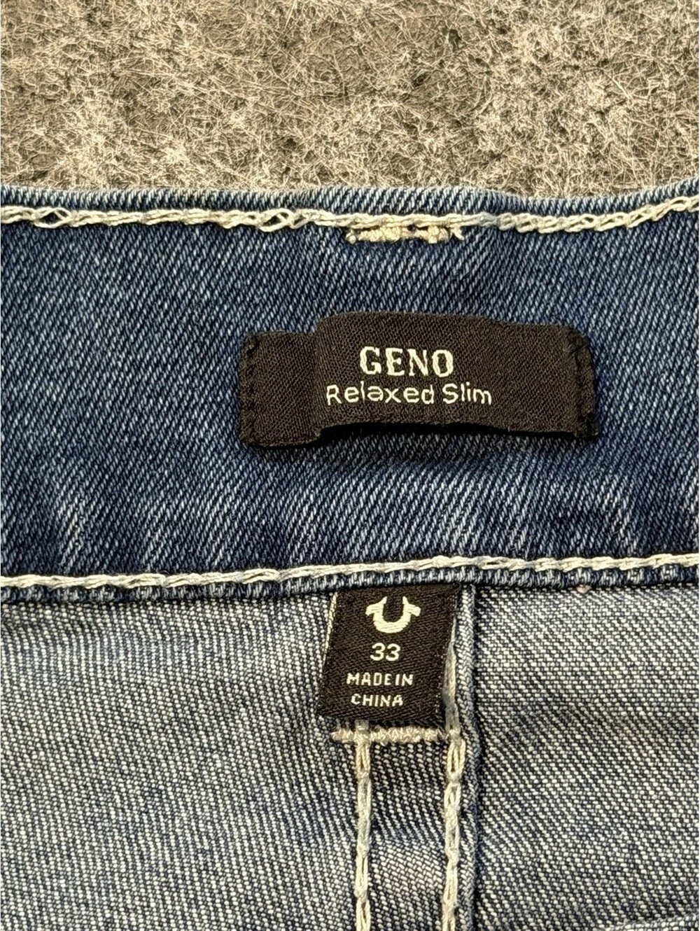 True Religion Geno Relaxed Slim Mens Jeans Sz 33x30 Blue Stretch Straight Denim